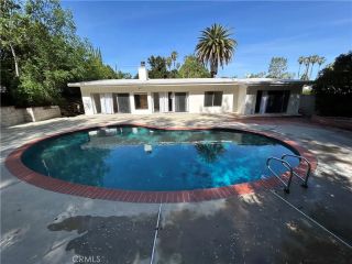 24010 Hatteras, Woodland Hills, CA 91367