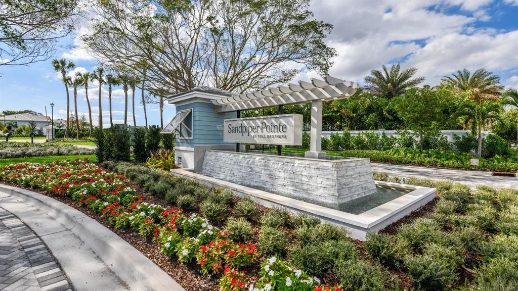 558 SANDERLING Circle 558, Deerfield Beach, FL 33442