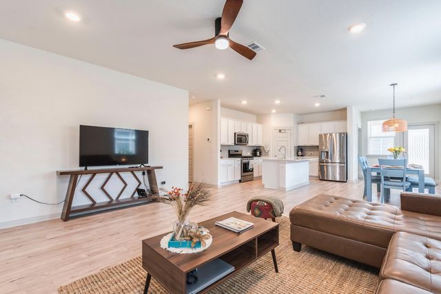 125 Cupreata LN, Leander, TX 78641