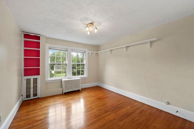 19 Harwich Road, Longmeadow, MA 01106