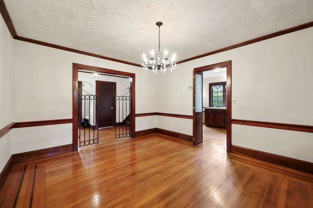 19 Harwich Road, Longmeadow, MA 01106