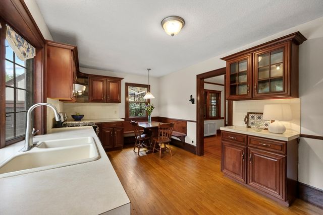 19 Harwich Road, Longmeadow, MA 01106