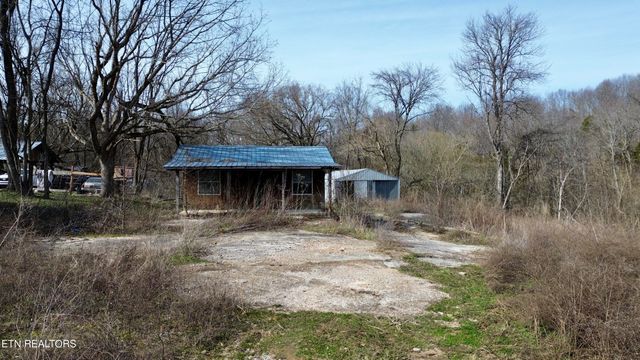 3322 Viola Rd, Mcminnville, TN 37110