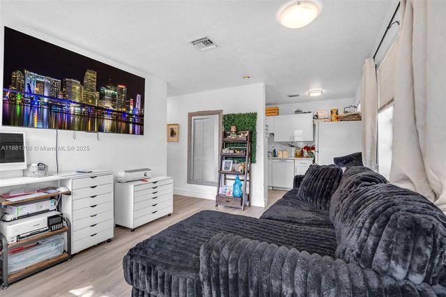 3380 NW 8th Pl, Lauderhill, FL 33311