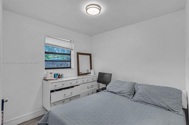 3380 NW 8th Pl, Lauderhill, FL 33311