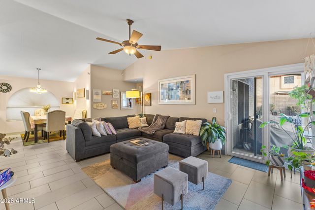 8948 W FARGO Drive, Peoria, AZ 85382