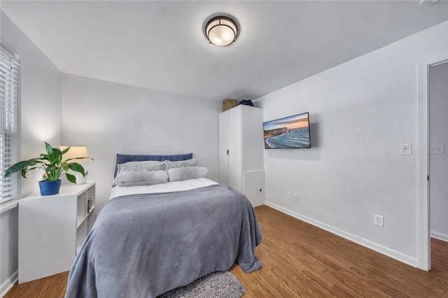 6696 Starling Drive SW, Mableton, GA 30126