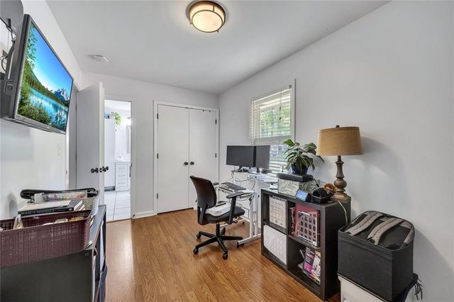 6696 Starling Drive SW, Mableton, GA 30126