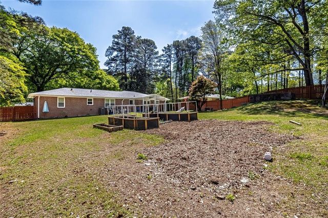 6696 Starling Drive SW, Mableton, GA 30126