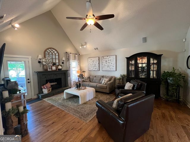 201 Abigaile Court, Mcdonough, GA 30252