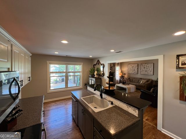 201 Abigaile Court, Mcdonough, GA 30252