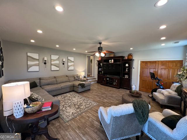 201 Abigaile Court, Mcdonough, GA 30252