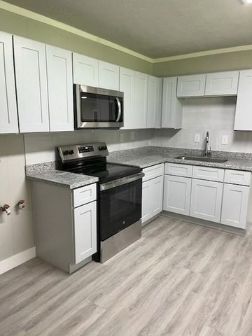 394 County Road 3378, Cleveland, TX 77327