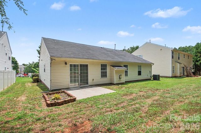 108 Briarwood Lane, Mount Holly, NC 28120