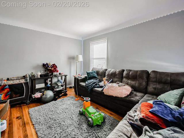 20200 Alcoy Street, Detroit, MI 48205