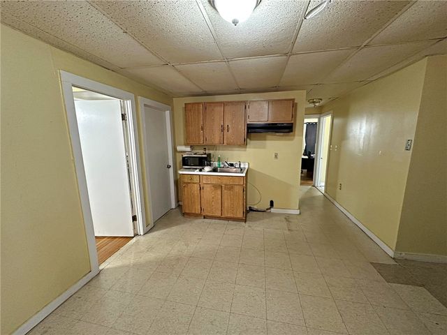 6 Dorr Street, Providence, RI 02908