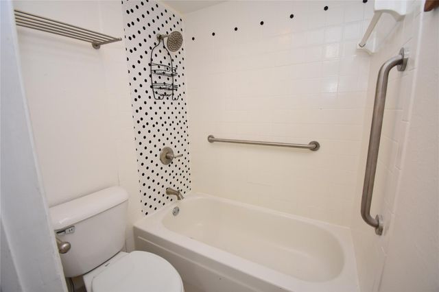 8888 Tallwood DR 2109, Austin, TX 78759