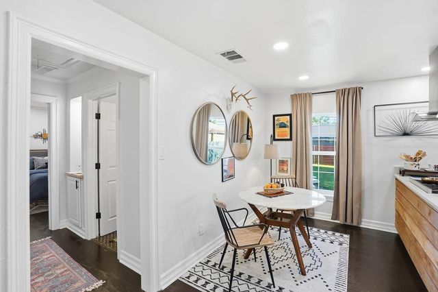 2824 Ryan Ave, Fort Worth, TX 76110