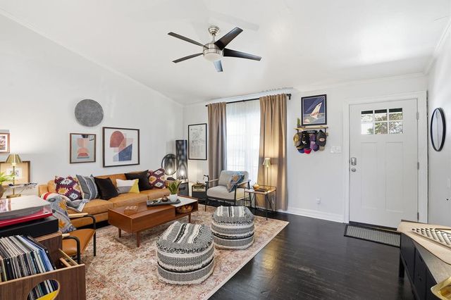 2824 Ryan Ave, Fort Worth, TX 76110