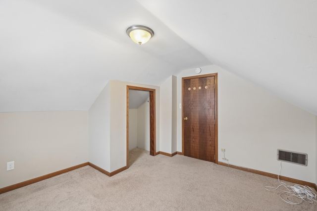 209 Park Street W, South Saint Paul, MN 55075