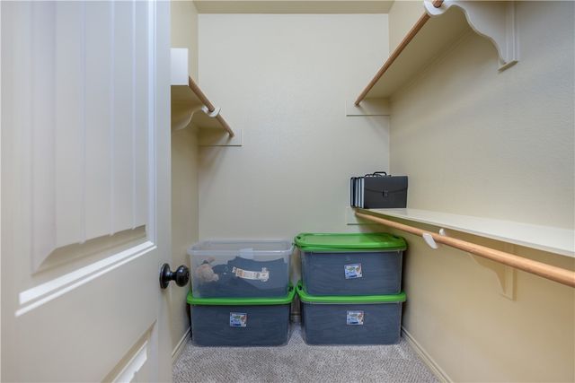 139 Armored Avenue, College Station, TX 77845