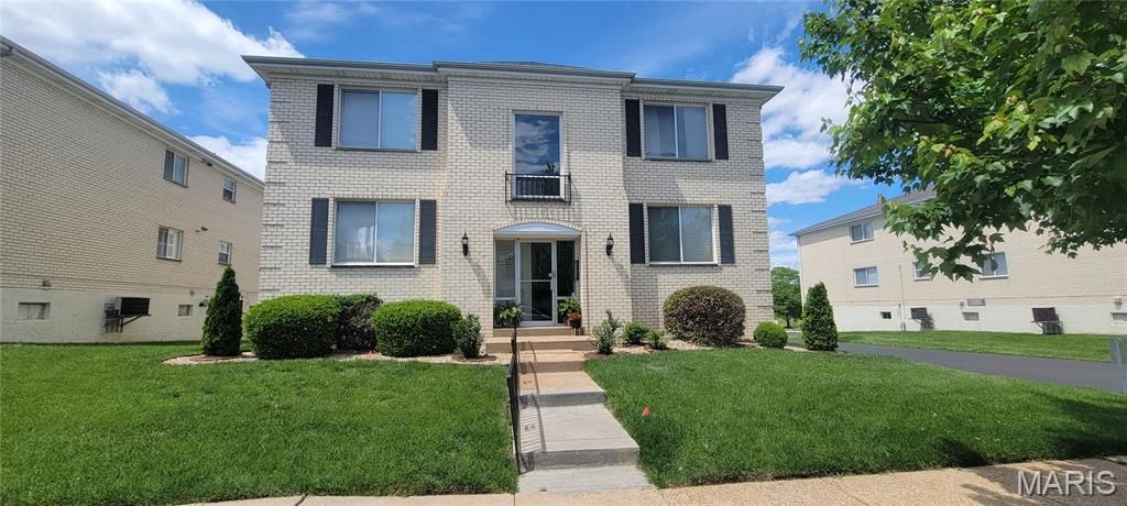 12587 Chardin Place 4, St Louis, MO 63128