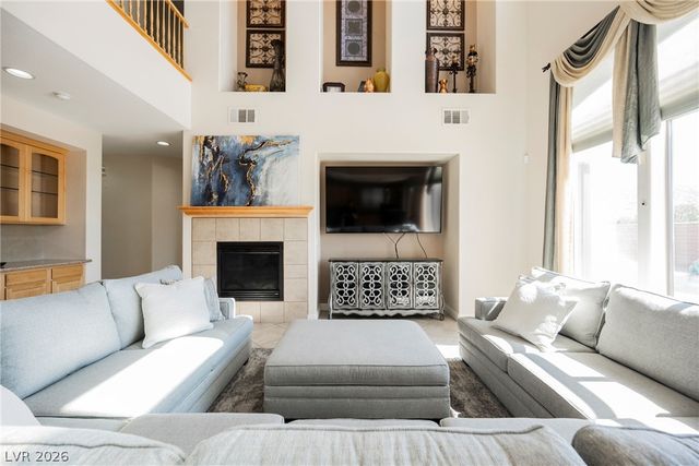 9562 Staff Lane, Las Vegas, NV 89178