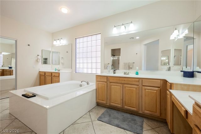 9562 Staff Lane, Las Vegas, NV 89178