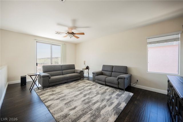 9562 Staff Lane, Las Vegas, NV 89178