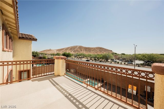 9562 Staff Lane, Las Vegas, NV 89178