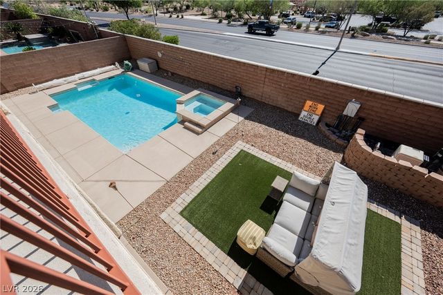 9562 Staff Lane, Las Vegas, NV 89178