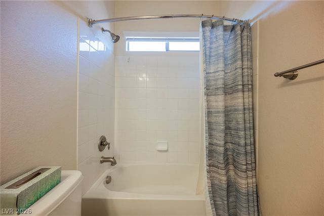 9562 Staff Lane, Las Vegas, NV 89178