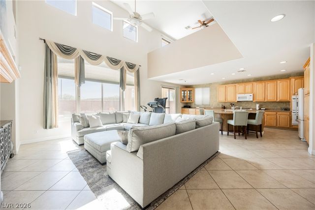 9562 Staff Lane, Las Vegas, NV 89178