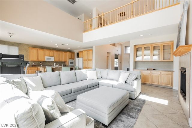 9562 Staff Lane, Las Vegas, NV 89178