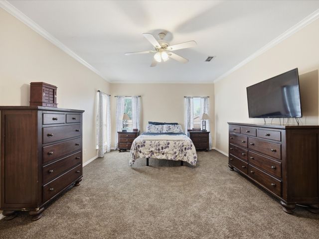 5004 Vaquero Drive, Arlington, TX 76017