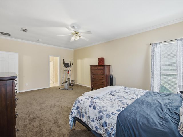 5004 Vaquero Drive, Arlington, TX 76017