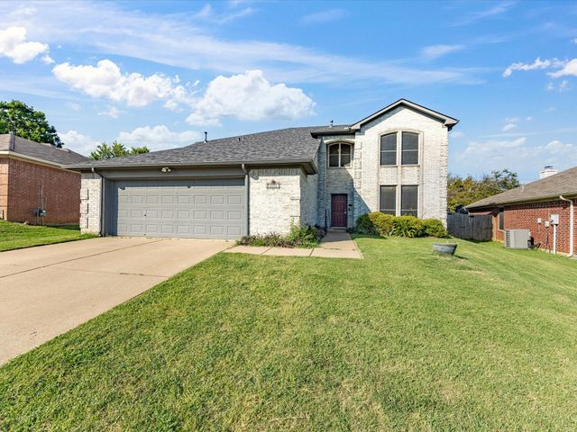 5004 Vaquero Drive, Arlington, TX 76017