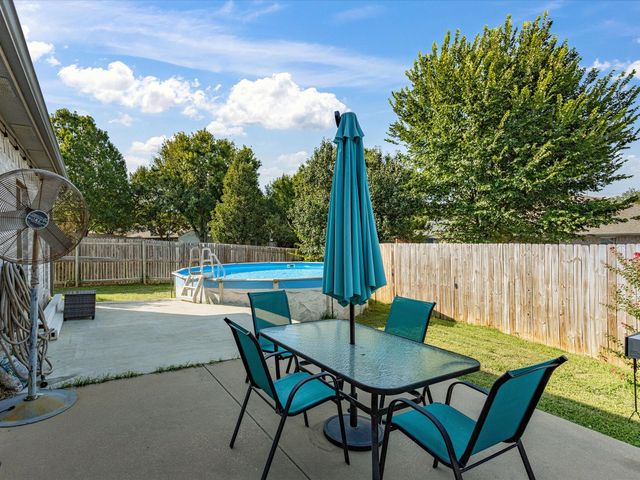 5004 Vaquero Drive, Arlington, TX 76017