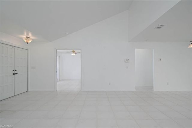 9833 Maplecrest CIR, Lehigh Acres, FL 33936
