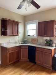 470 E 6th St, Boston, MA 02127