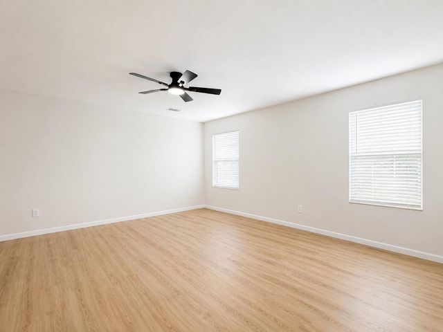 15911 Sheldon Ridge Way, Houston, TX 77044