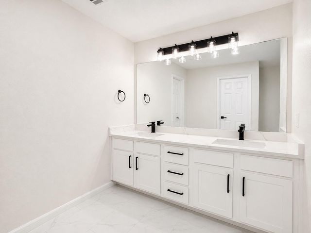 15911 Sheldon Ridge Way, Houston, TX 77044