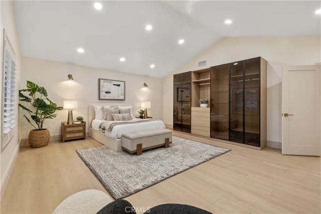 12450 Oakcreek Lane, Cerritos, CA 90703