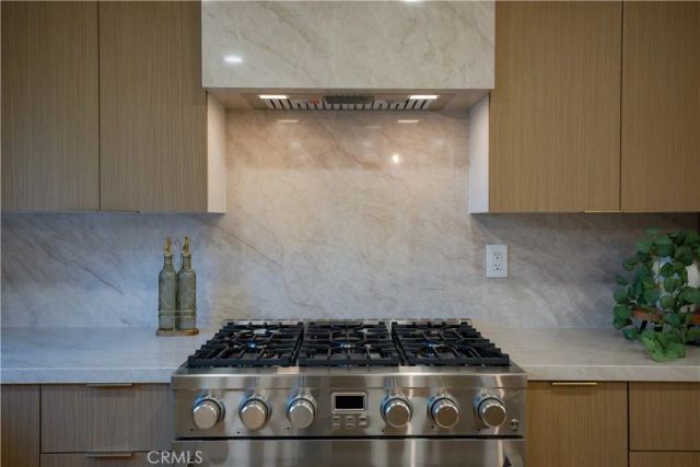 12450 Oakcreek Lane, Cerritos, CA 90703