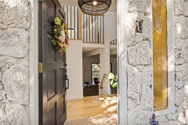 1204 Yellowstone, Lake Arrowhead, CA 92352