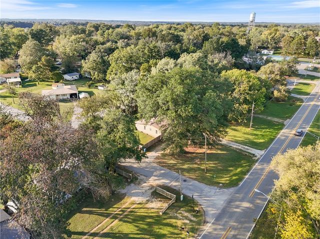 701 N Curtis Avenue, Pea Ridge, AR 72751