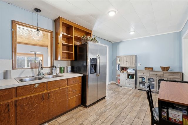 701 N Curtis Avenue, Pea Ridge, AR 72751