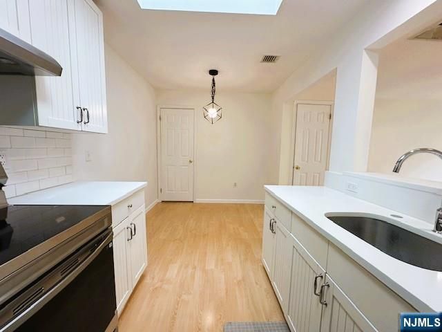 300 Crown Court 523, Edgewater, NJ 07020
