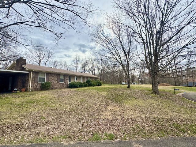 345 Lockert Pl, Clarksville, TN 37043