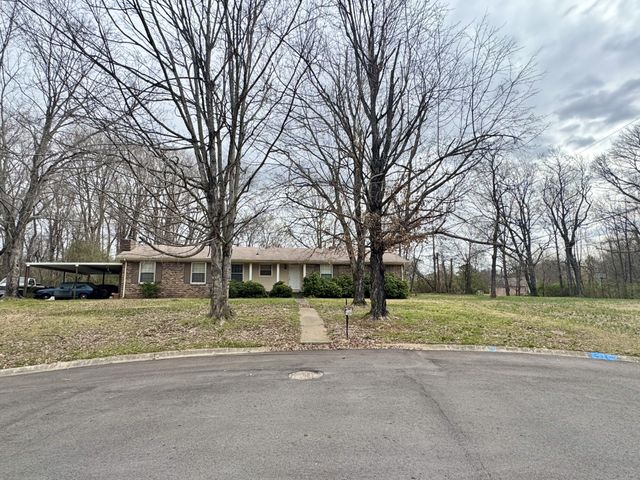 345 Lockert Pl, Clarksville, TN 37043